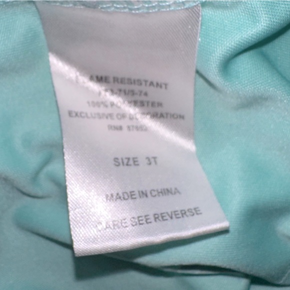 4/$20 Disney Encanto Mirabel Nightgown - Picture 7 of 7